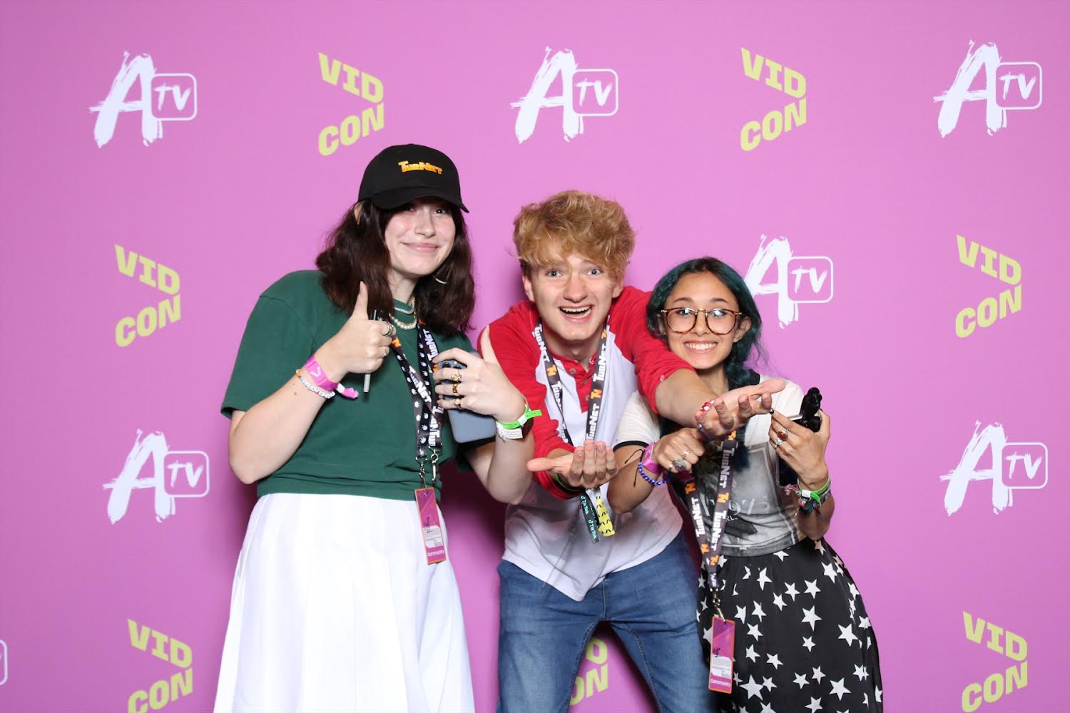 breezy went to twitchcon ༄ on