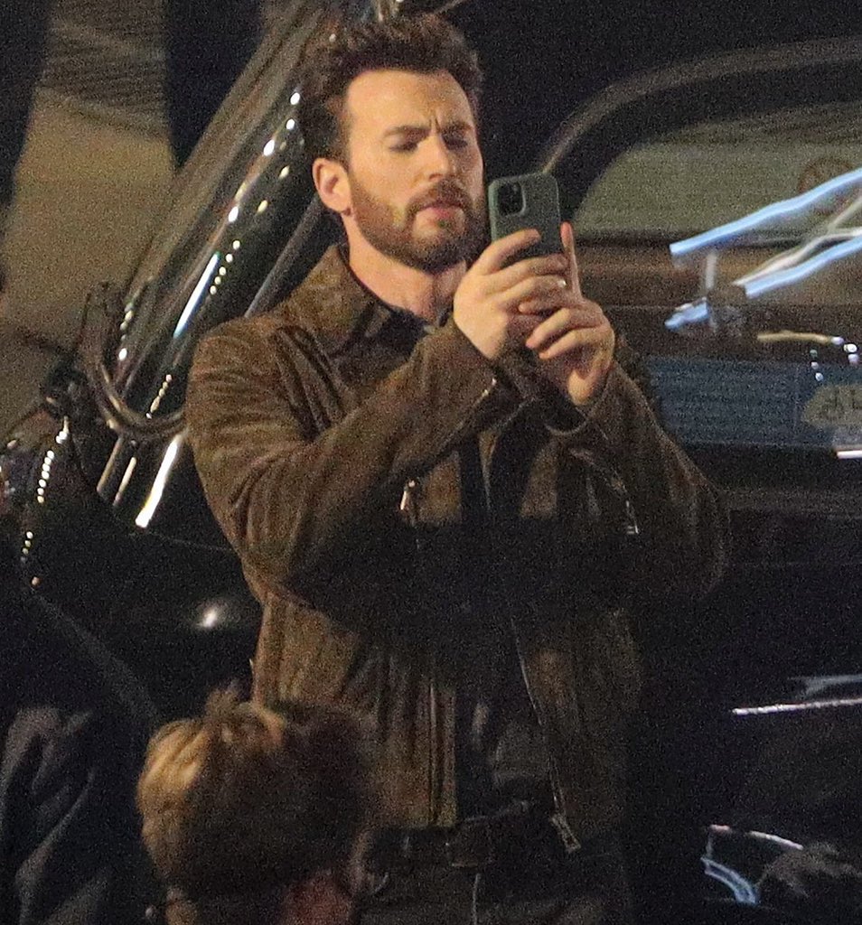 flickercevans's tweet photo. @ChrisEvans we love the glow up https://t.co/Hr5W167HMs