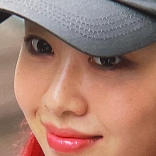 yveckles 🥹 ( yves freckles )