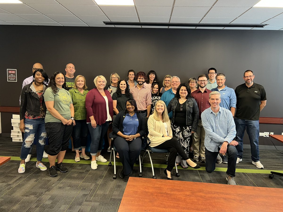 JoeNavickas's tweet photo. Trained the best accounting teachers out there this week @IllinoisCPA with support from @AICPA preparing the next generation of CPAs is a very special honor! #busesu https://t.co/INfBzglK3Z