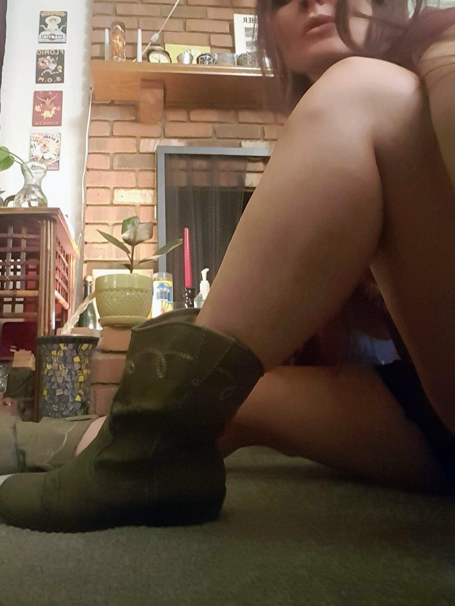 Content from lolarayyy