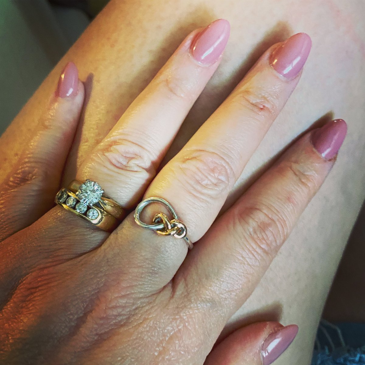 Nikki (Kroetsch) Bergstresser tweet media