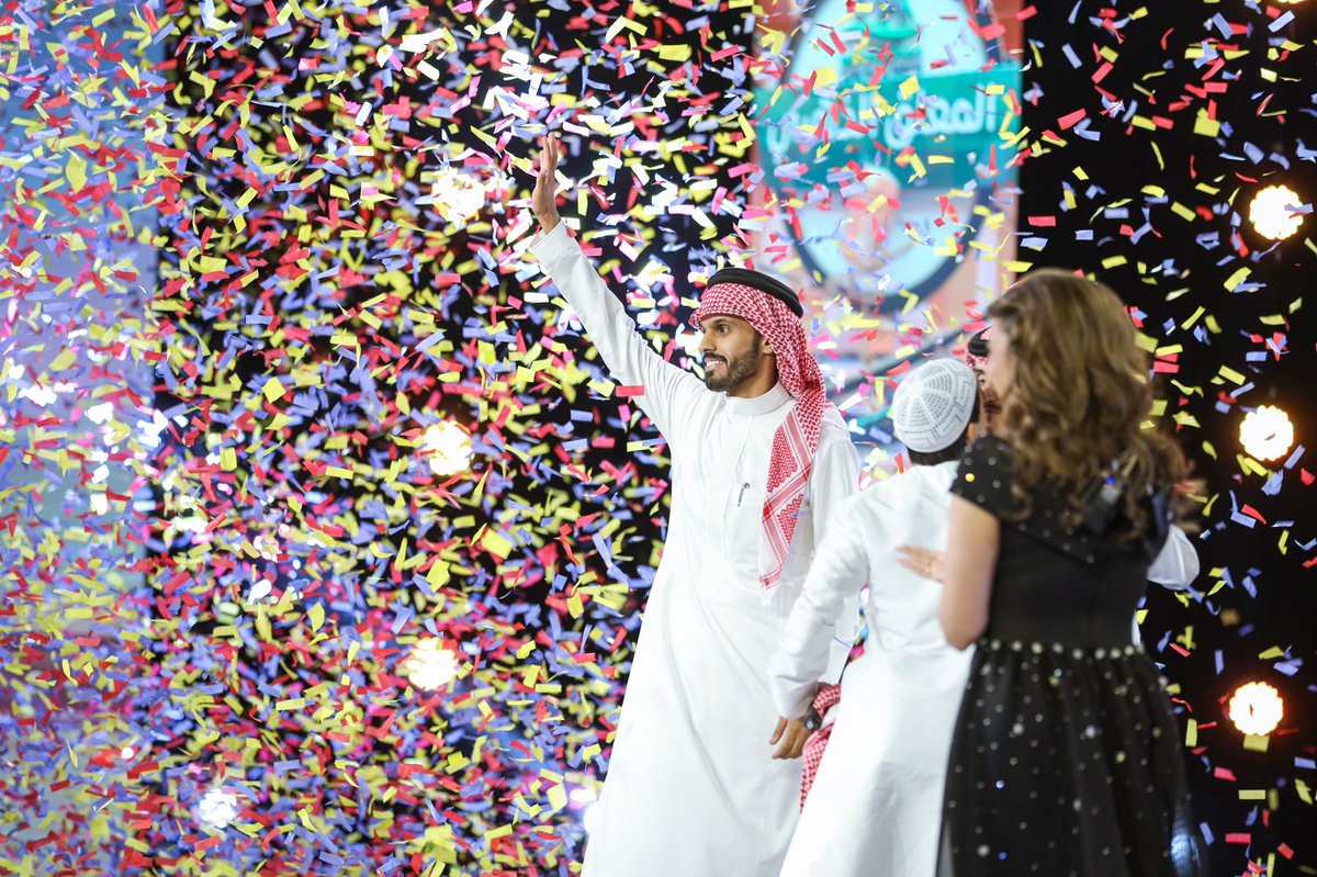 scrfgc's tweet photo. ماجات بالساهل ولا جات بالحظ  
ما فيه فرحه ما دفعنا ثمنها 🏆

#المعلق_الذهبي 🎙 https://t.co/QGsXtkKrOB
