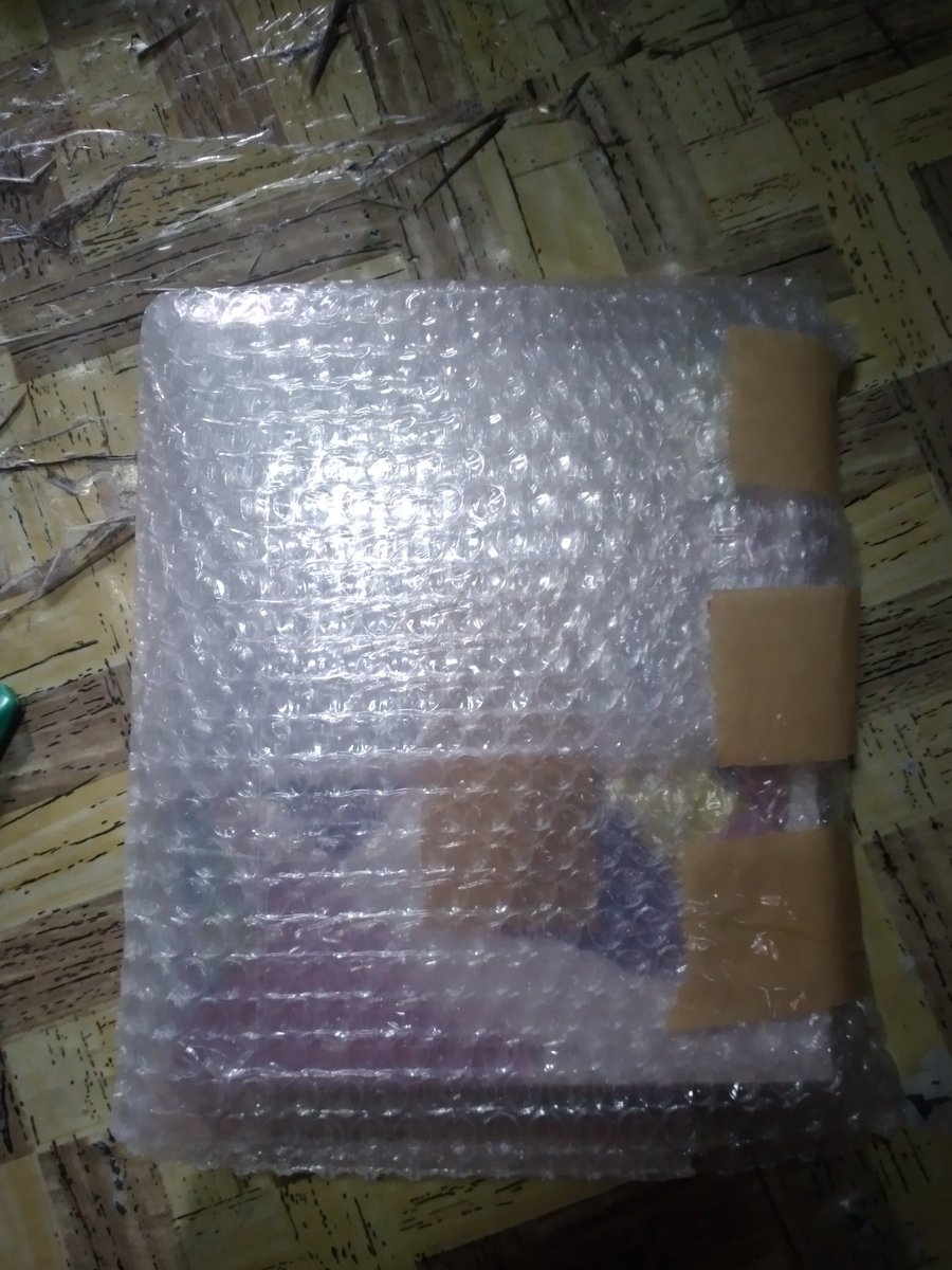 ilypotassium's tweet photo. Hi @17CartHere my albums came home safely again, super worth it ng paghihintay, pabudol na kayo dito ng mga unsealed old albums ng svt, mura na, may update pa palagi. Anyway thank you so much again as well as for the feebies, until next budolโค
#CHFeedbacks https://t.co/mafSw1nj5R