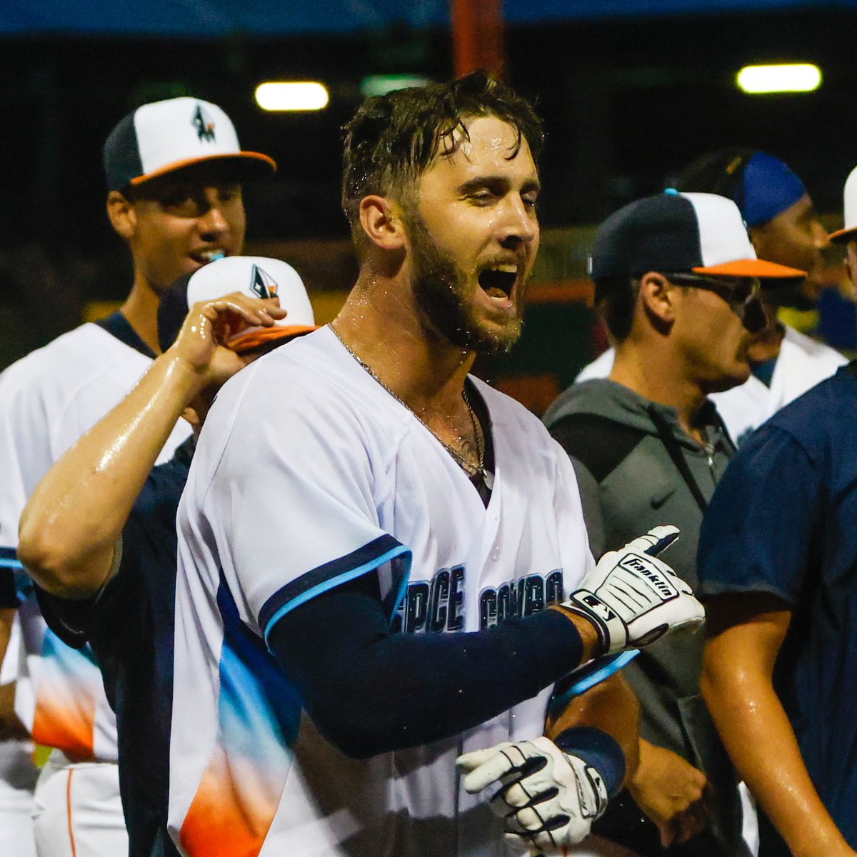 SLSpaceCowboys's tweet photo. Things we like: 

☑️Dingers
☑️Gatorade shower to open a homestand https://t.co/rgCfSLNXr9