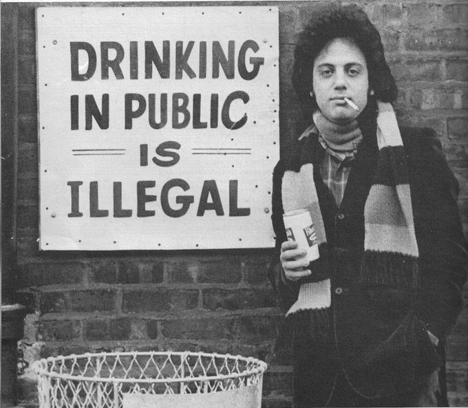 crockpics's tweet photo. Billy Joel being a rebel, 1974 https://t.co/oQtUULOMPo