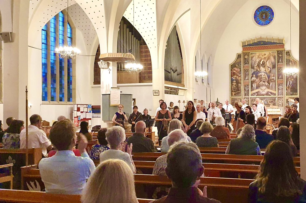 thebatonsinghs's tweet photo. Proud to share a few shots from Saturday’s concert with @OrpingtonSO! It was wonderful occasion with some truly beautiful moments; I’m so delighted to be working with this lovely group ☺️ Thank you to everyone who came along and supported! #MakeMusicDay https://t.co/dPeeLuXm04