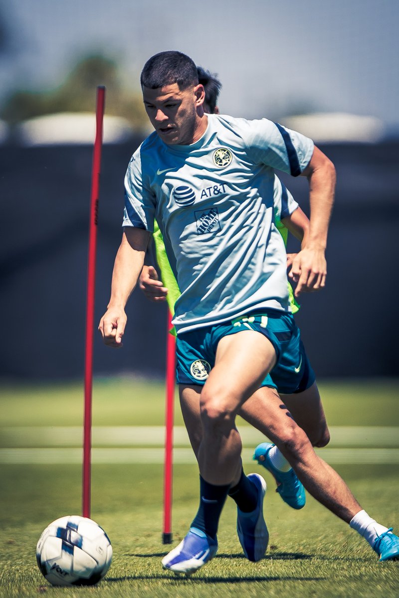 ClubAmerica's tweet photo. 📸 | 🦅2⃣0⃣🇵🇾 https://t.co/WKpnEFmX8E