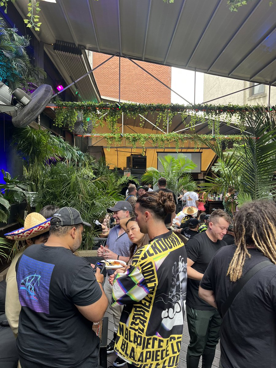 DigiToro_'s tweet photo. Yummy sauce and time at #BoredBobbysBrunch 🍌 @Bored_Sauce #ApeFest #NFTNYC https://t.co/wbeGtBAbqC