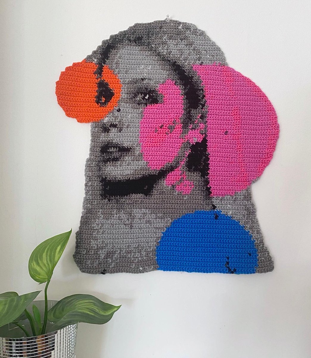 I was super inspired by the promo art for <a href="/halsey/">halsey 🌸</a>’s new song, So Good, so here’s my take on it using yarn! ⁣💗🧶💙