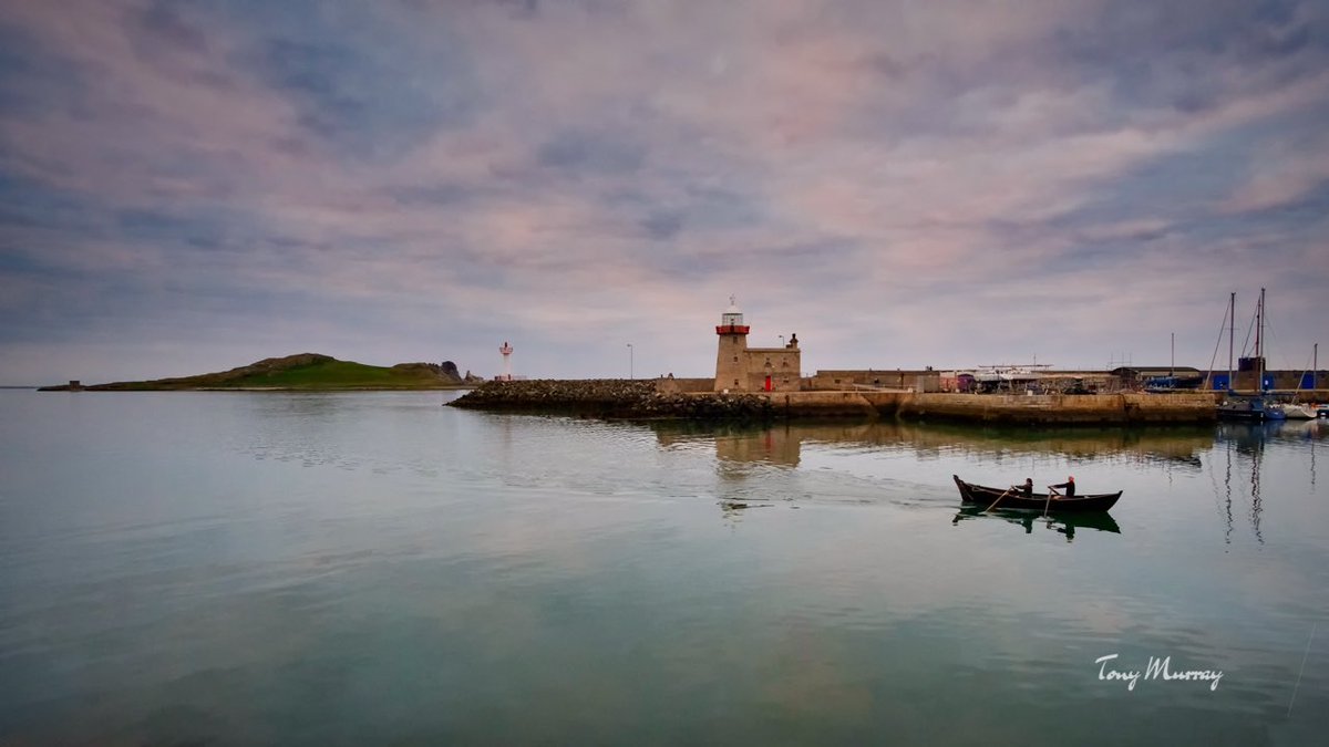 Summer Solstice 2022. Howth Harbour, Co. Dublin, 🇮🇪 “Rowing Home” 
@PictureIreland @howthadventures @TheStormHour 
@LoveFingalDub @DiscoverIreland @VisitDublin @the_full_irish_ @PhotosOfDublin @Hidden_Howth @ThePhotoHour @photooftheday @howthismagic @DublinBayCruise