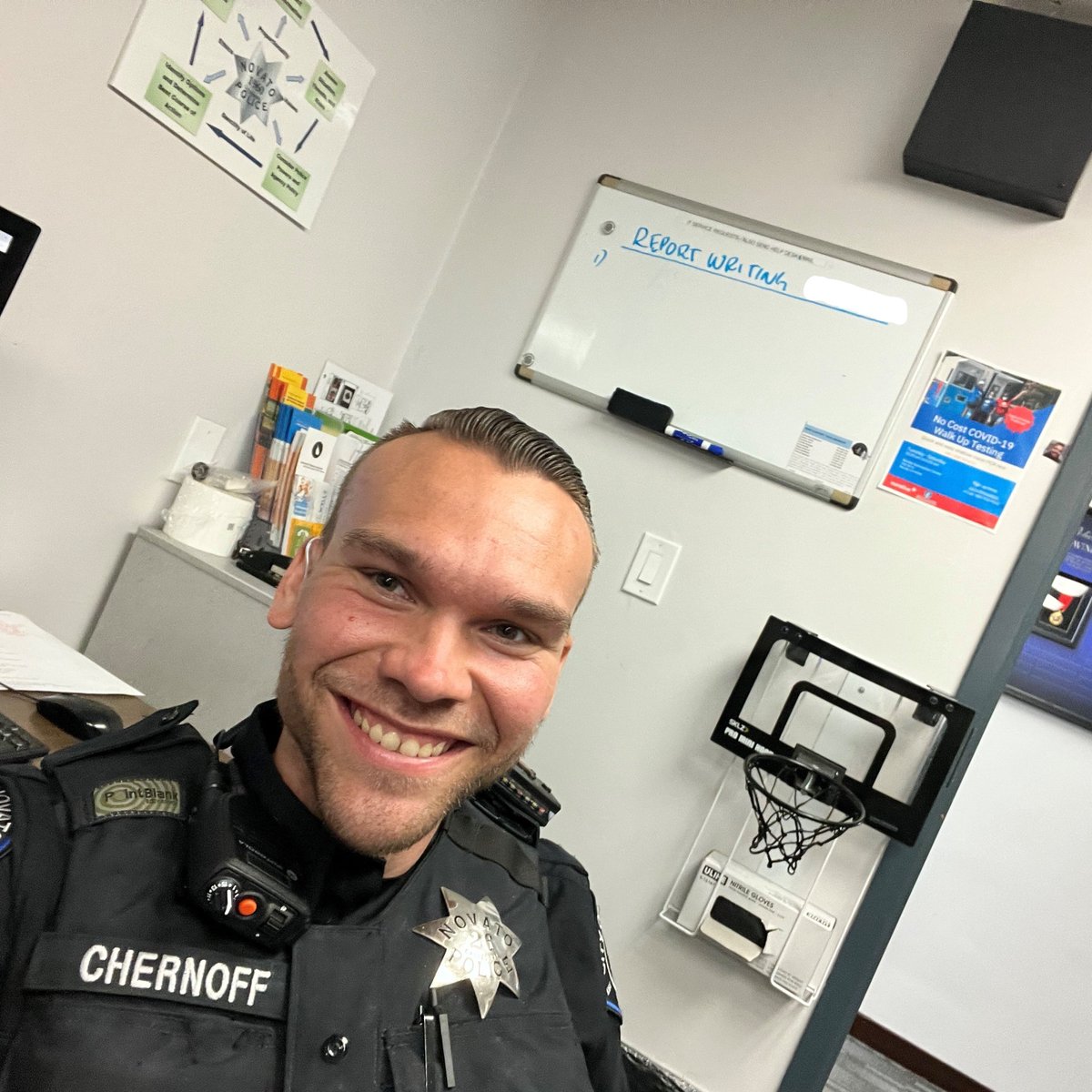 NovatoPolice's tweet photo. Hope you are staying cool today!💦
We're here 24/7, working to keep our Novato residents safe. Call us if you need us! Happy #SelfieDay from Detective Sergeant Bates, Officer James & Officer Chernoff.
#tuesdayvibe #TuesdayMotivaton #SelfieTime #SummerSolstice #FirstDaySummer https://t.co/c89YfHAzI3