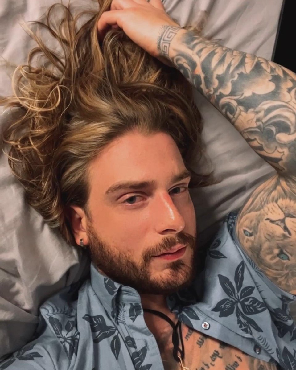 just about porn on Twitter: 