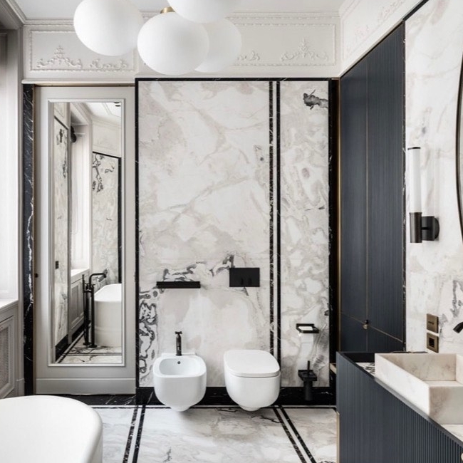This bathroom is such a dream! 
.
.
.
.
#tileisart #interiordesign #homedecor #architecture #architect #love #instadesign #luxuryrealestate #decor #style #lifestyle #flooring #dominomag #walltile #showertile #bathroominspo 
Media Source: instagram.com/p/CdEDE1ookFB/