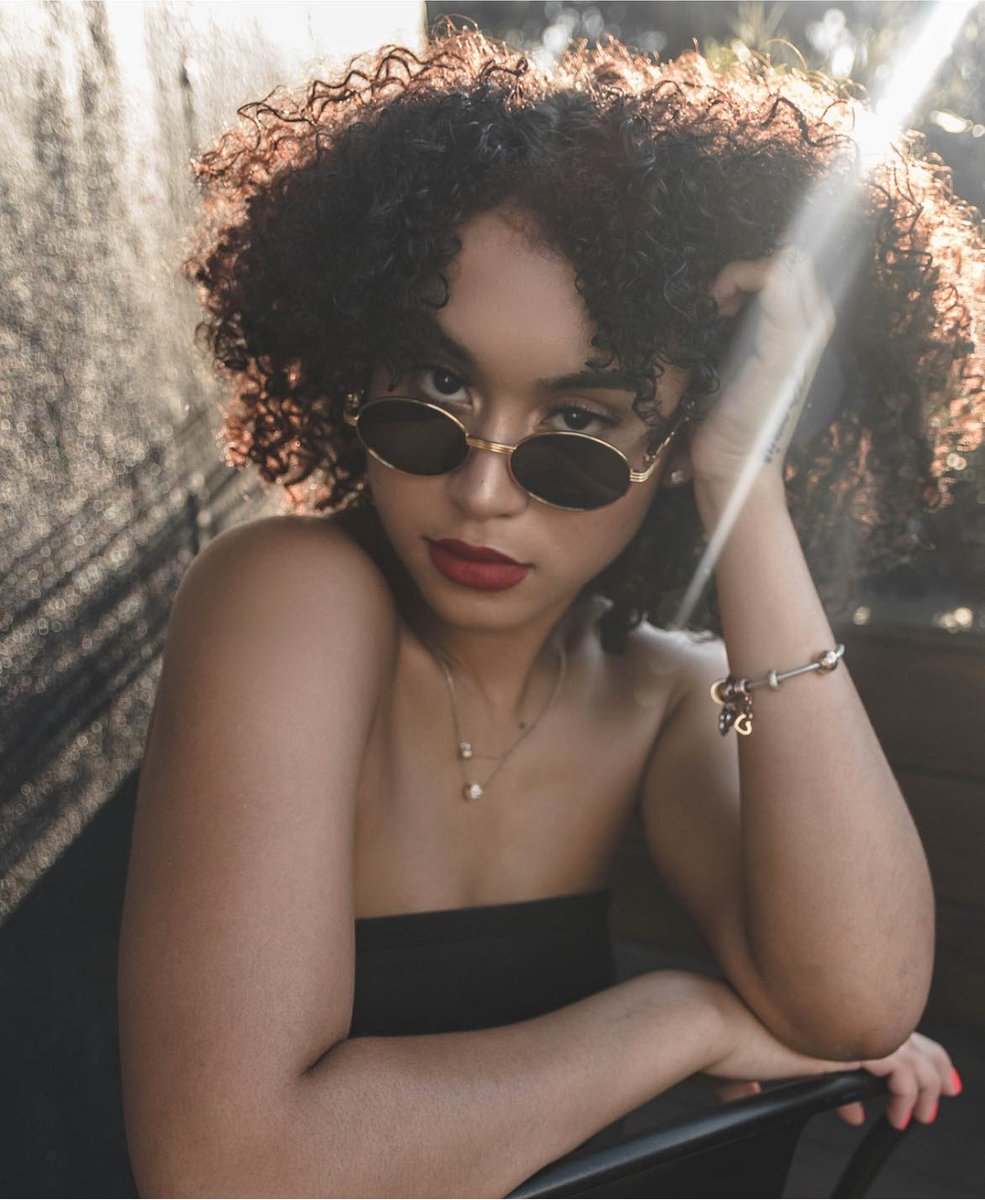 supremeframes's tweet photo. UNISEX SUNGLASSES 🔥  #blackblogger #explorepage #sunglassesbrand  #colorfulsunglasses  #blackcreator #lifestylegoals  #blackgirlswhoblog #satxblogger #sanantoniofoodblogger #lifestylereels #austincontentcreator  #Outfitreels #blackinfluencer #nanoinfluencer #austinblogger #aes https://t.co/AWgV5Xfz5G