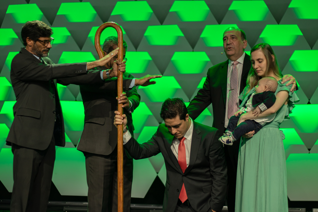 bboasnovas's tweet photo. Estamos felizes pois no último mês o Pastor @felipeflnunes chegou para o time p... https://t.co/rrt82s3ZjO https://t.co/FwSMr3Fp5R