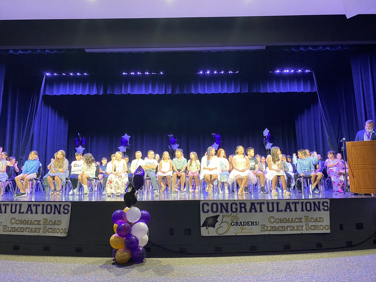mslaurasays's tweet photo. Congratulations to the @IslipCRES 5th graders!
Amazing event, as always,@j_cameronjr You inspire our students to persevere, learn from their failures and be the best that they can be! @IslipUFSD #IslipPride #IslipRising #BOETrustee #SuccessAtCRES https://t.co/wTHx0m4IFo