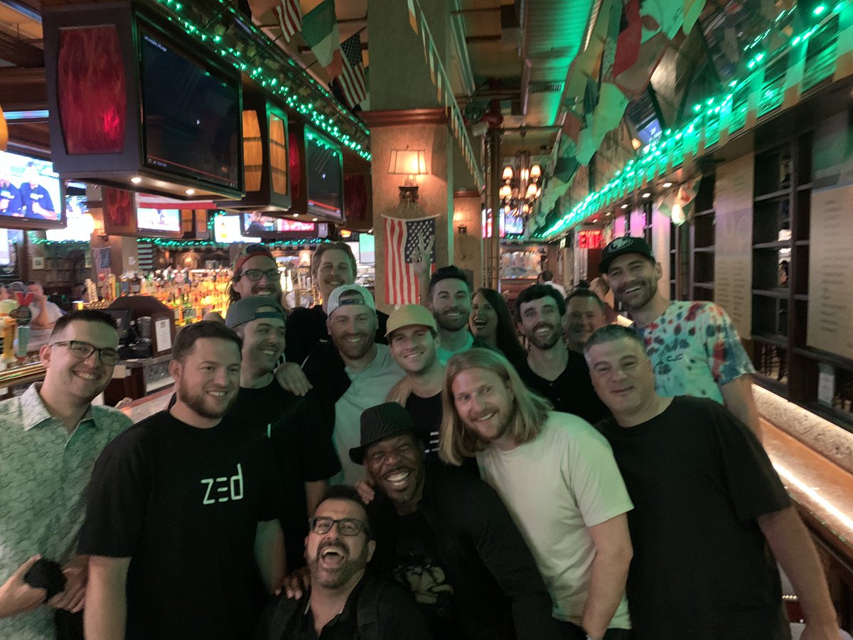 Chateaux 🍌 tweet media