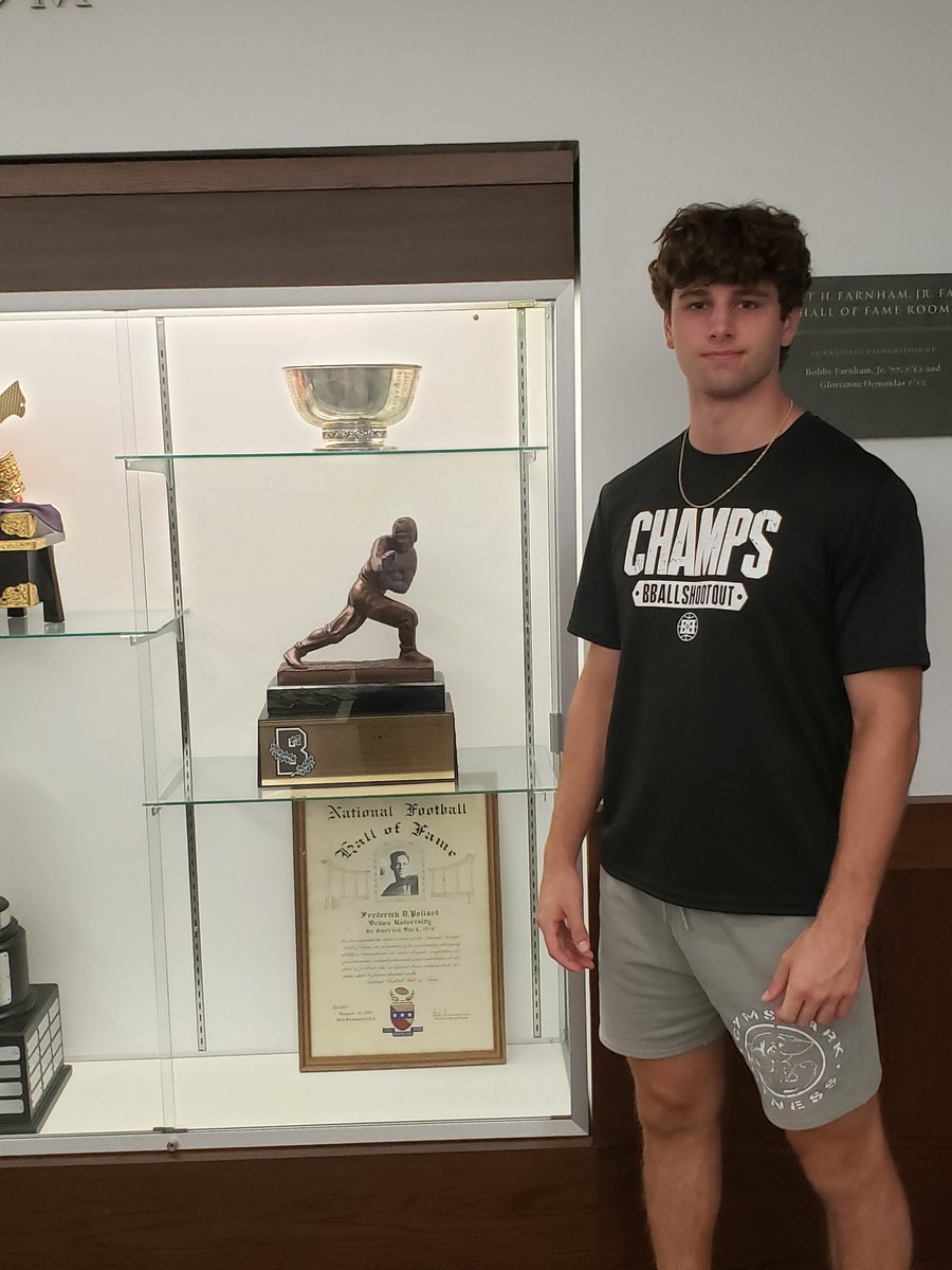 Jaysoneisele (@jaysoneisele) on Twitter photo Thank you @Browncoachweave <a href="/BrownHCPerry/">James Perry '00</a> for a great visit today. The <a href="/BrownU_Football/">Brown Bears Football</a> facilities and campus were unreal.
<a href="/Get__Recruited/">Get Recruited</a> <a href="/jerryflora1/">jerry flora</a> <a href="/Prepstarrecrui1/">National Prepstar Recruiter</a> Thank you @Browncoachweave <a href="/BrownHCPerry/">James Perry '00</a> for a great visit today. The <a href="/BrownU_Football/">Brown Bears Football</a> facilities and campus were unreal.
<a href="/Get__Recruited/">Get Recruited</a> <a href="/jerryflora1/">jerry flora</a> <a href="/Prepstarrecrui1/">National Prepstar Recruiter</a>