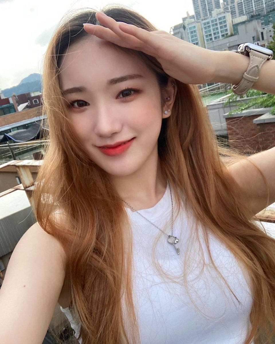 ArabBbcNgg's tweet photo. 🐰﹕220617
تحديث شيون عبر الإنستقرام ♡
• لقد تجاوزنا بالفعل نصف عام 2022...🥲 كيف حالكم يا رفاق ~🤍؟
🔗 https://t.co/U9UQu1Wczp https://t.co/tk6RA1498F