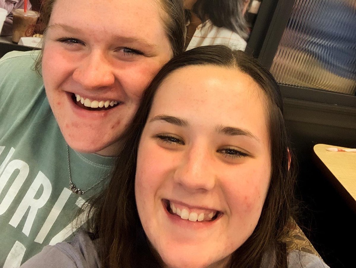 pithetachi's tweet photo. A little summer update from our sister, Lexi! She is having a blast seeing friends this summer!😎 https://t.co/iBEx367Xgx