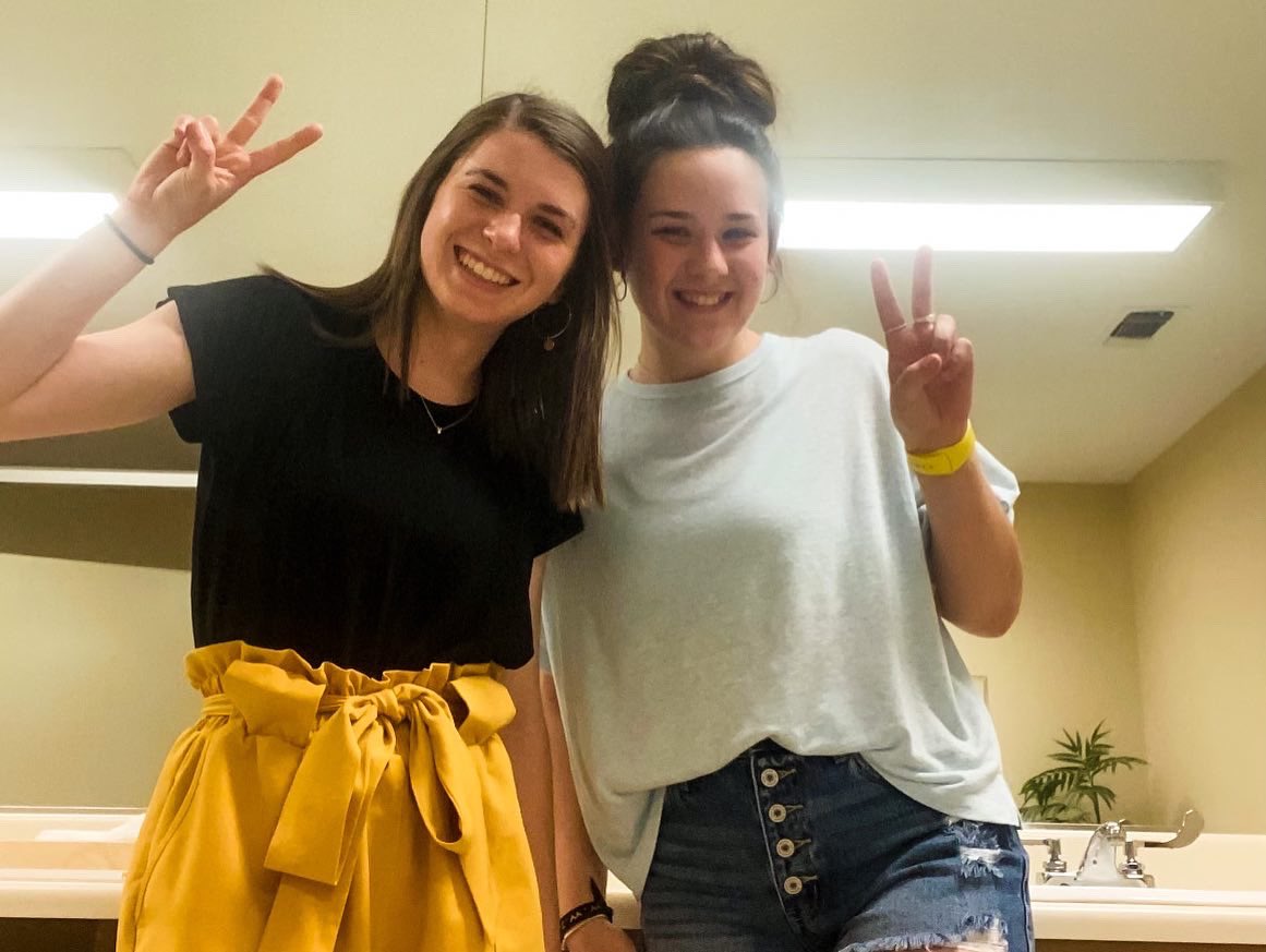 pithetachi's tweet photo. A little summer update from our sister, Lexi! She is having a blast seeing friends this summer!😎 https://t.co/iBEx367Xgx