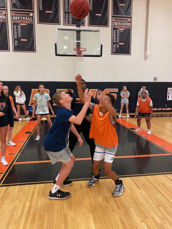 BDHS Tigers GBB tweet media