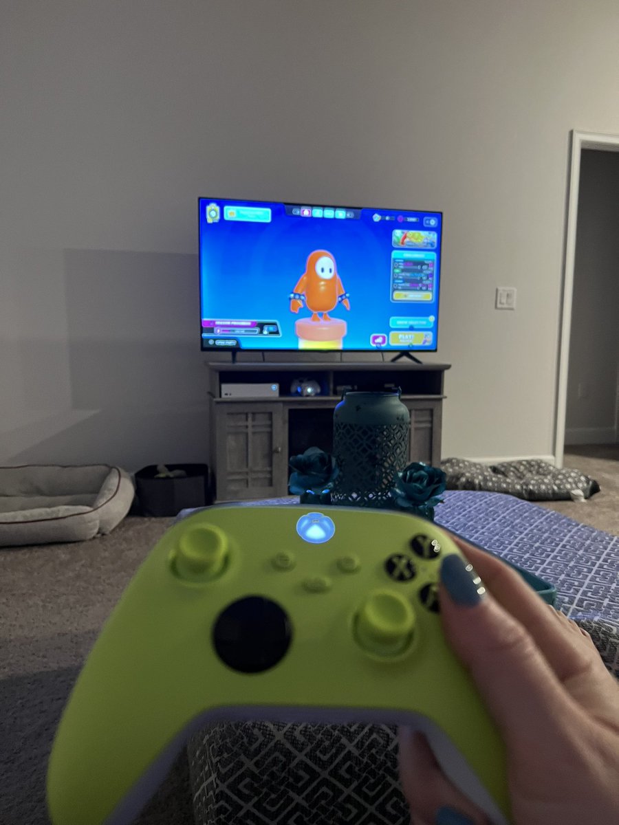 wandererinFL's tweet image. Checking out Fall Guys for round 3 of the #CryptoCup! Free today on all platforms! Prepare yourselves players!!!! #nobilitytoken #cryptocup #fallguys #crypto #esports 

@LunarLander88 @SirNielten @M1keOG @KustmKontrllerz @AffinityBSC @everreflect @CatMobstaz @DiveWallet