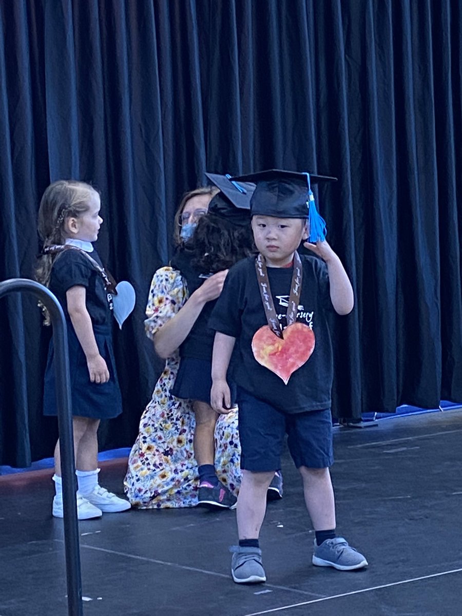 BISCLincolnPark's tweet image. 🎉Congrats to our youngest #BISCLP graduates! 🎓#createyourfuture #Classof2022
@NAEducation @Simonamsharp @prenurserybisc