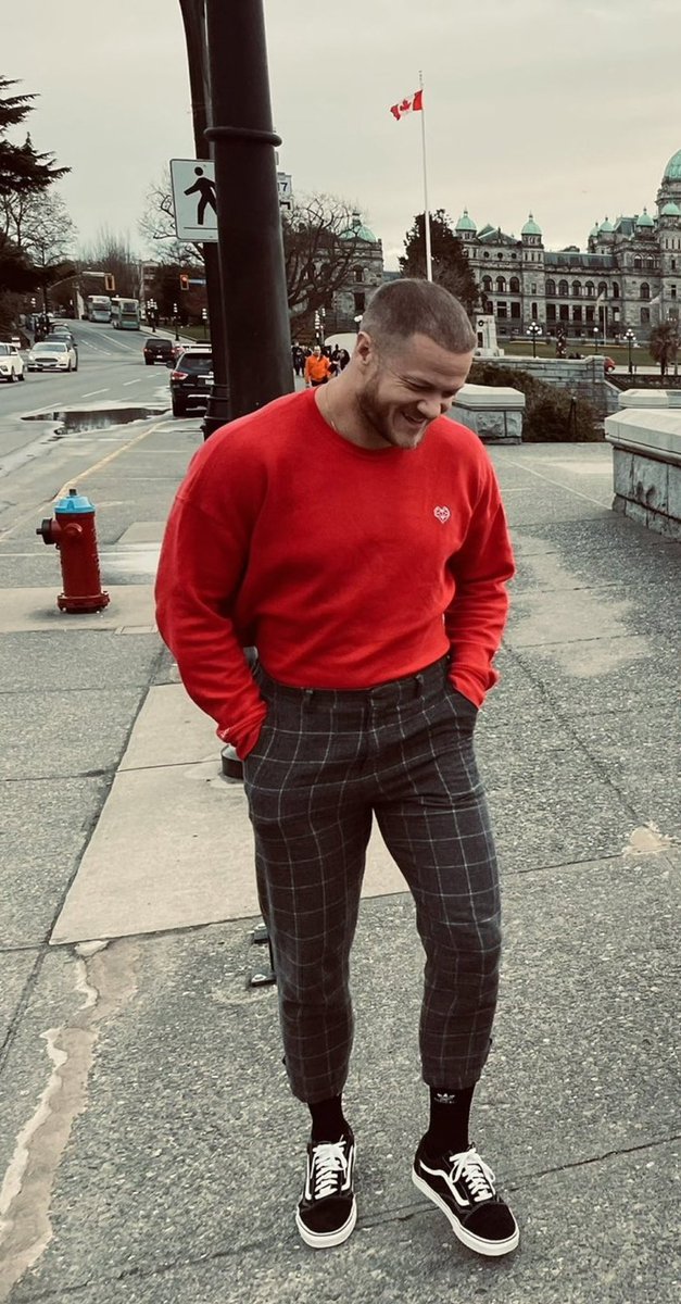 RetroJoe94's tweet photo. This is for you, @Threemenandaben!

@DanReynolds is the best when he’s being @DanReynolds, which is all the time, because only @DanReynolds knows how to be @DanReynolds.

#ThinkAboutDanTime #Dantastic @Imaginedragons https://t.co/n0GIAMyqRE