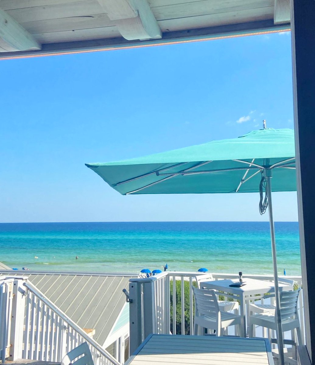 First official day of summer views. 👌🌊🌴 📷: @brookieee21