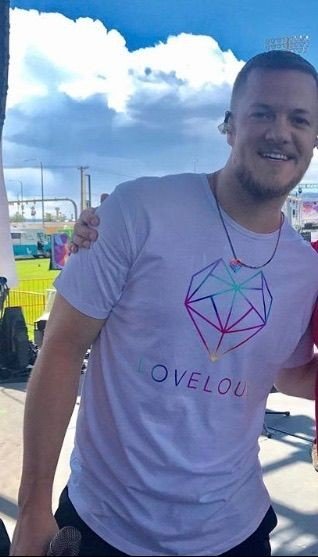 Threemenandaben's tweet photo. That's because @DanReynolds is the most #dantastic Dan who has ever been a Dan https://t.co/sGm1N3y9s0