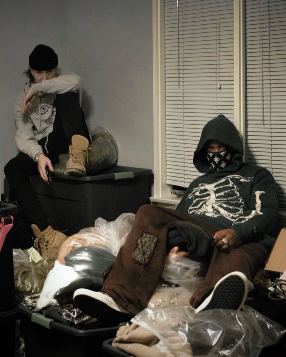 XavierWulf's tweet photo. HOLLOWSESH https://t.co/CkdsltfRQv