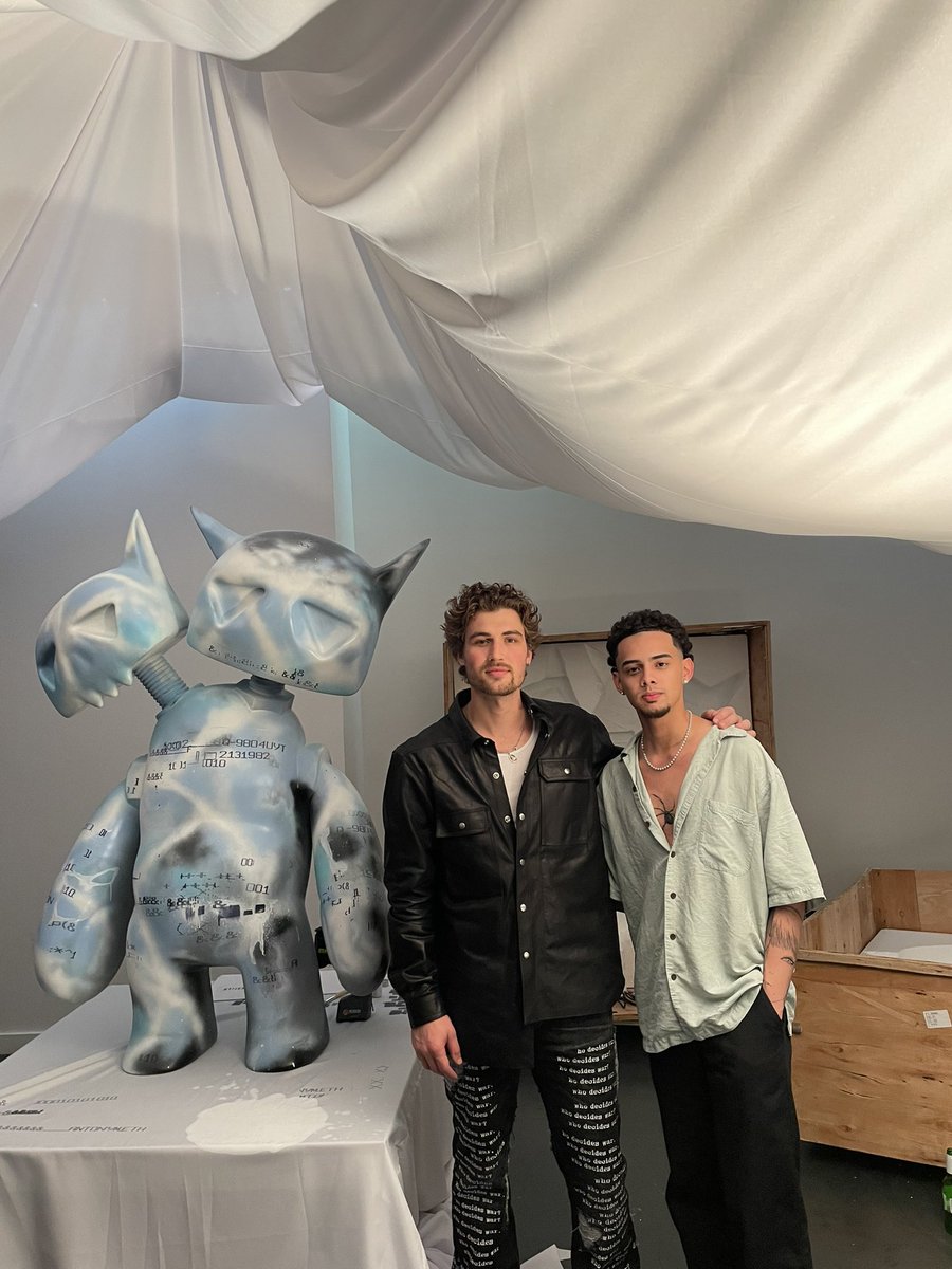 conflcts tweet media