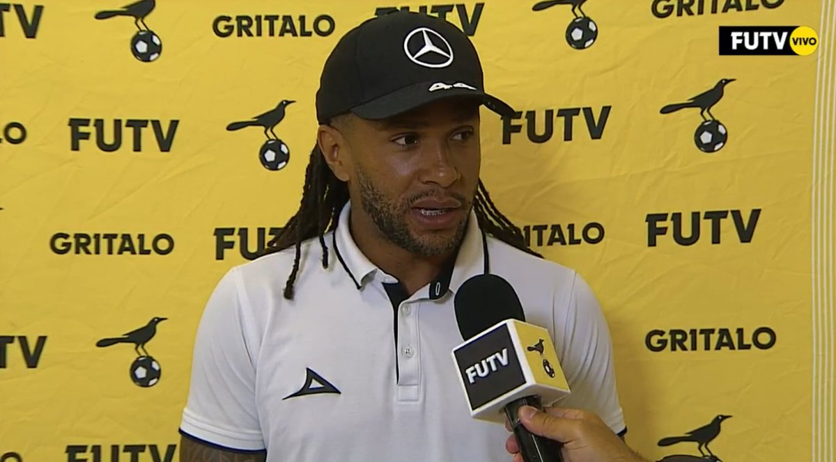 Lewis Hamilton en el Estadio Nacional