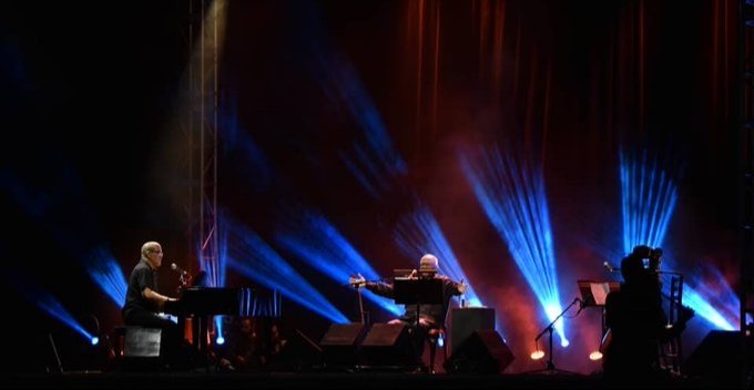 GHNordelo5's tweet photo. Comenzó el tan esperado concierto de #PabloMilanes #Cuba #CDRCuba #SomosDelBarrio https://t.co/GycChJ79kp