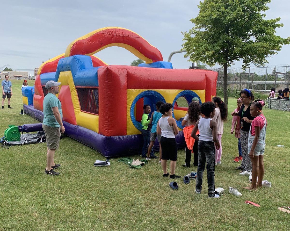 Kelly Lampman tweet media