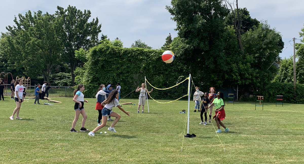 Kelly Lampman tweet media