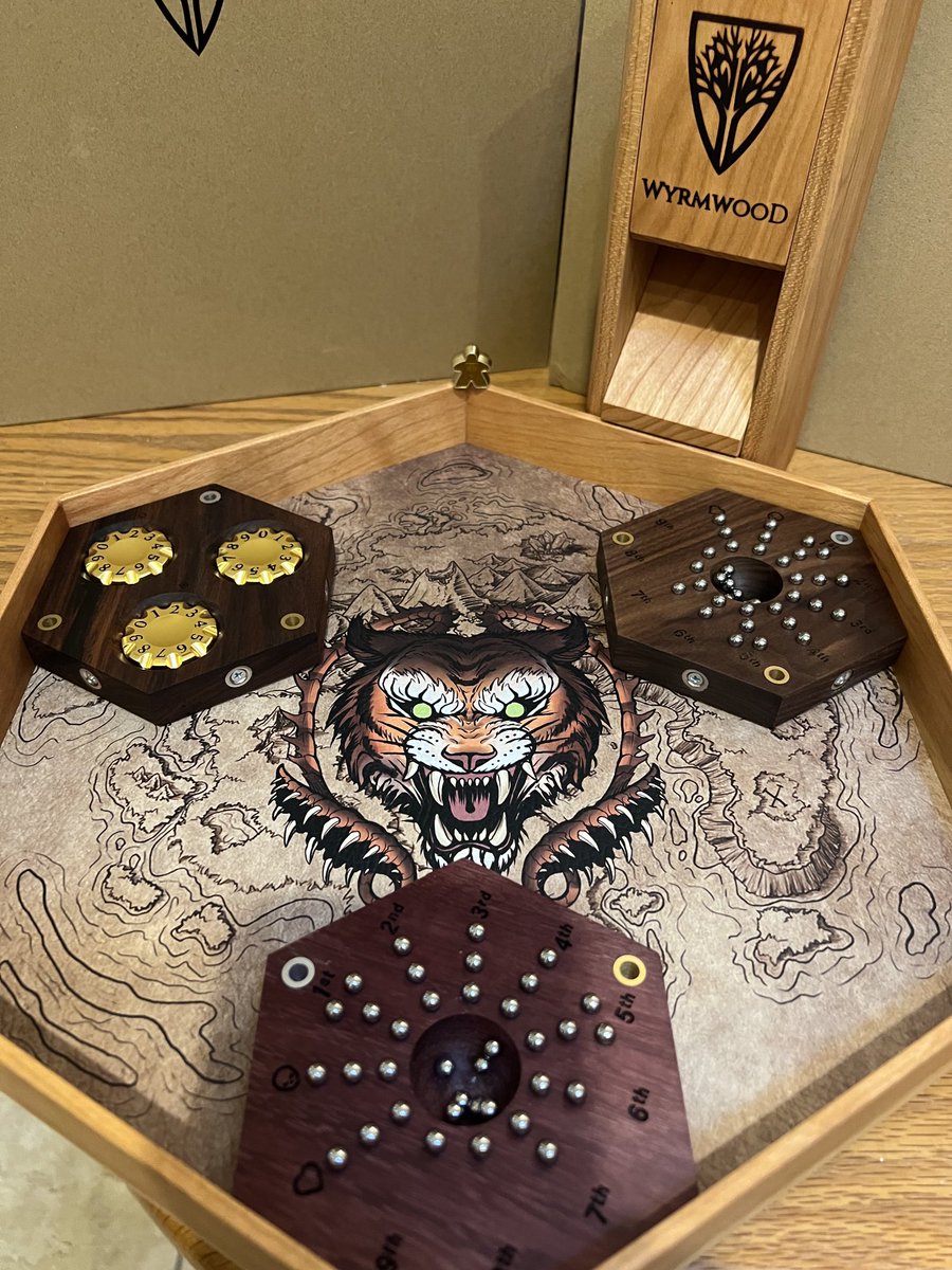 lickdamouse's tweet photo. I rolled the dice, and I think I won! Thank you @WyrmwoodGaming for the #hexytime kickstarter! https://t.co/W3Ng6SSQoQ