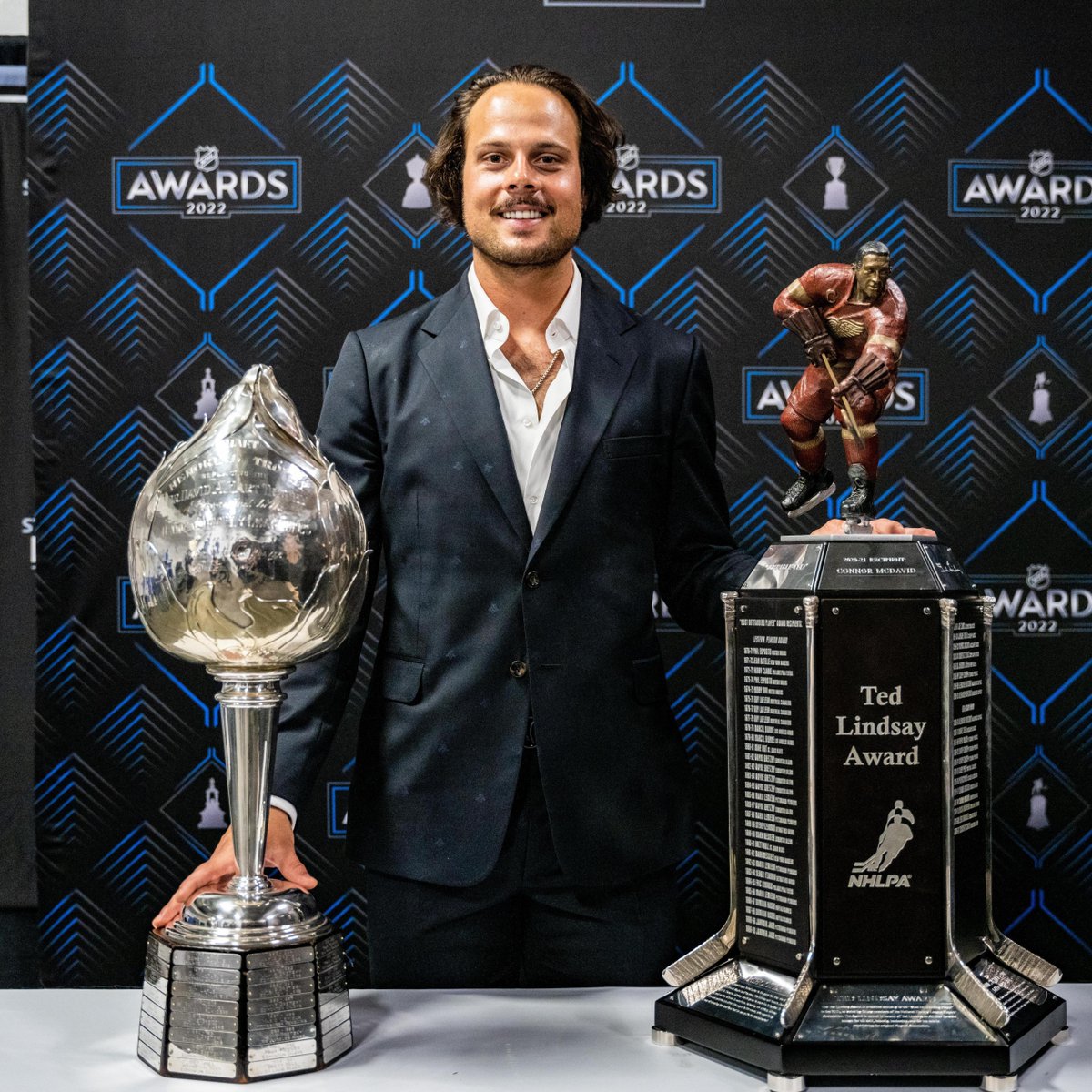 Auston Matthews (<a href="/AM34/">Auston Matthews</a>) x #NHLAwards