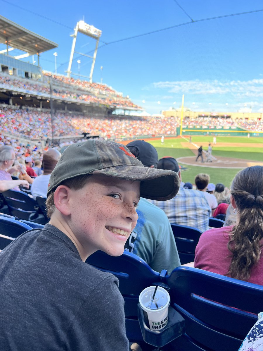 jerramurphy's tweet photo. Beautiful night for baseball! #MCWS https://t.co/69kpKbCcc4