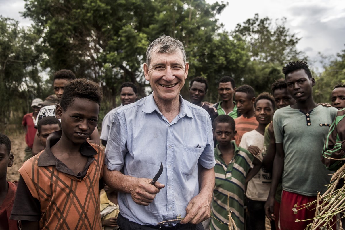 On July 22 @rinaudo_tony will be speaking about how #FMNR can play a role in #conflict mitigation 🕊️ You can learn more about this fascinating topic by registering here 👉 uni-koblenz-landau.de/de/friedensaka…