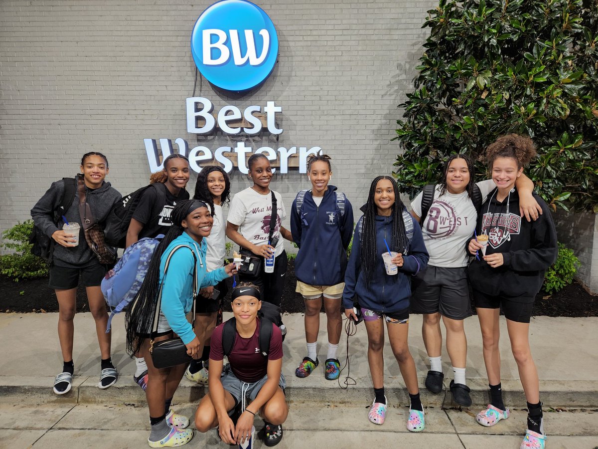 Belleville West Girls Basketball tweet media