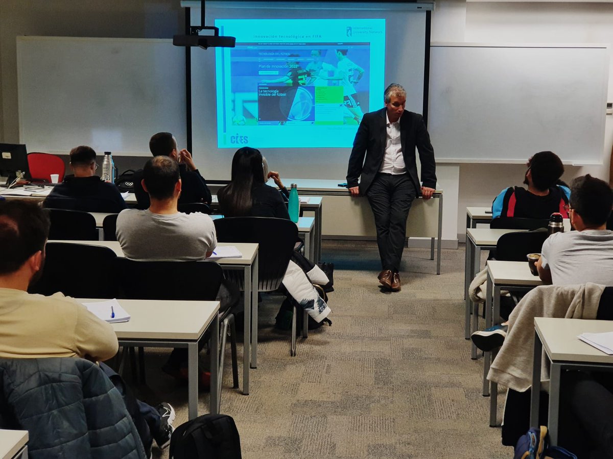 mclaria's tweet photo. ⚽️ Comienzo de un nuevo módulo: "Innovación y Tecnología en el Deporte", de la mano de @SciollaPablo y grandes invitados, en el programa Derecho & Management en el Deporte @DerechoUCA / @sportCIES / @fifacom_es éxitos!!!
#UCAFIFACIES #FIFACIESArgentina
#innovacion
#Tecnologia https://t.co/uLmG1OpjdC