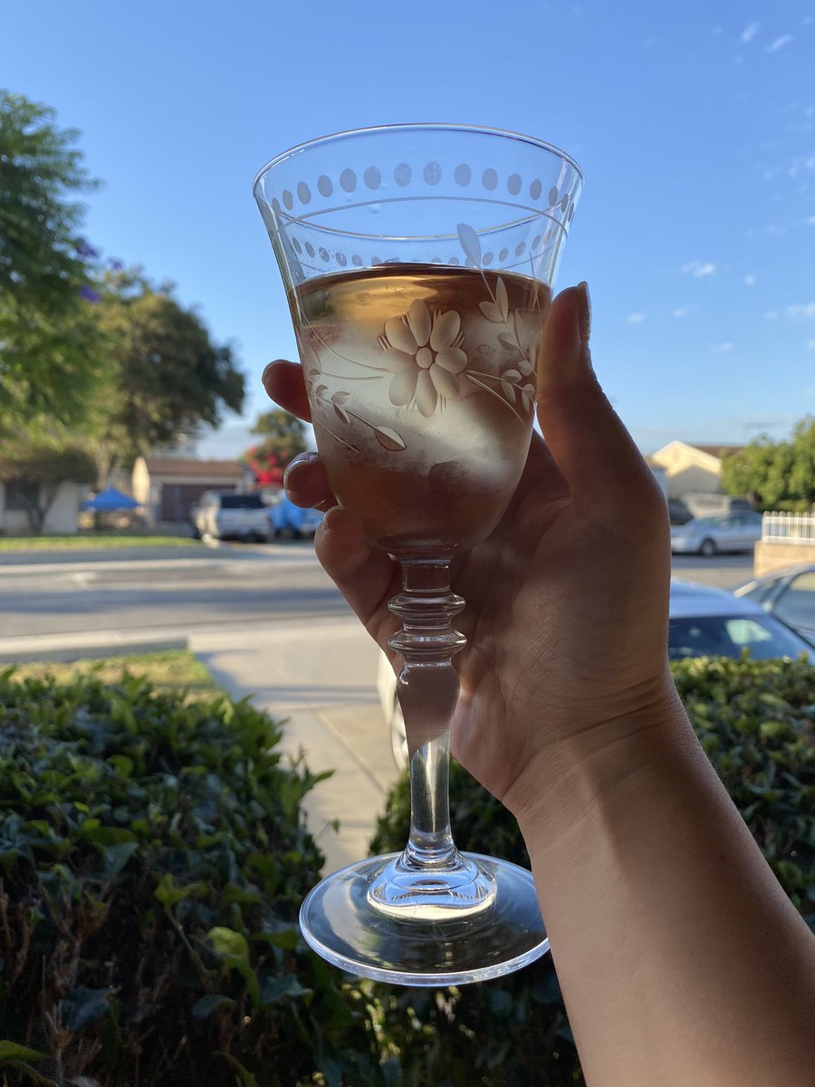 alexsciarra's tweet photo. New wine glasses are prettier than expected! 💕 https://t.co/ZKmgX4o5UZ
