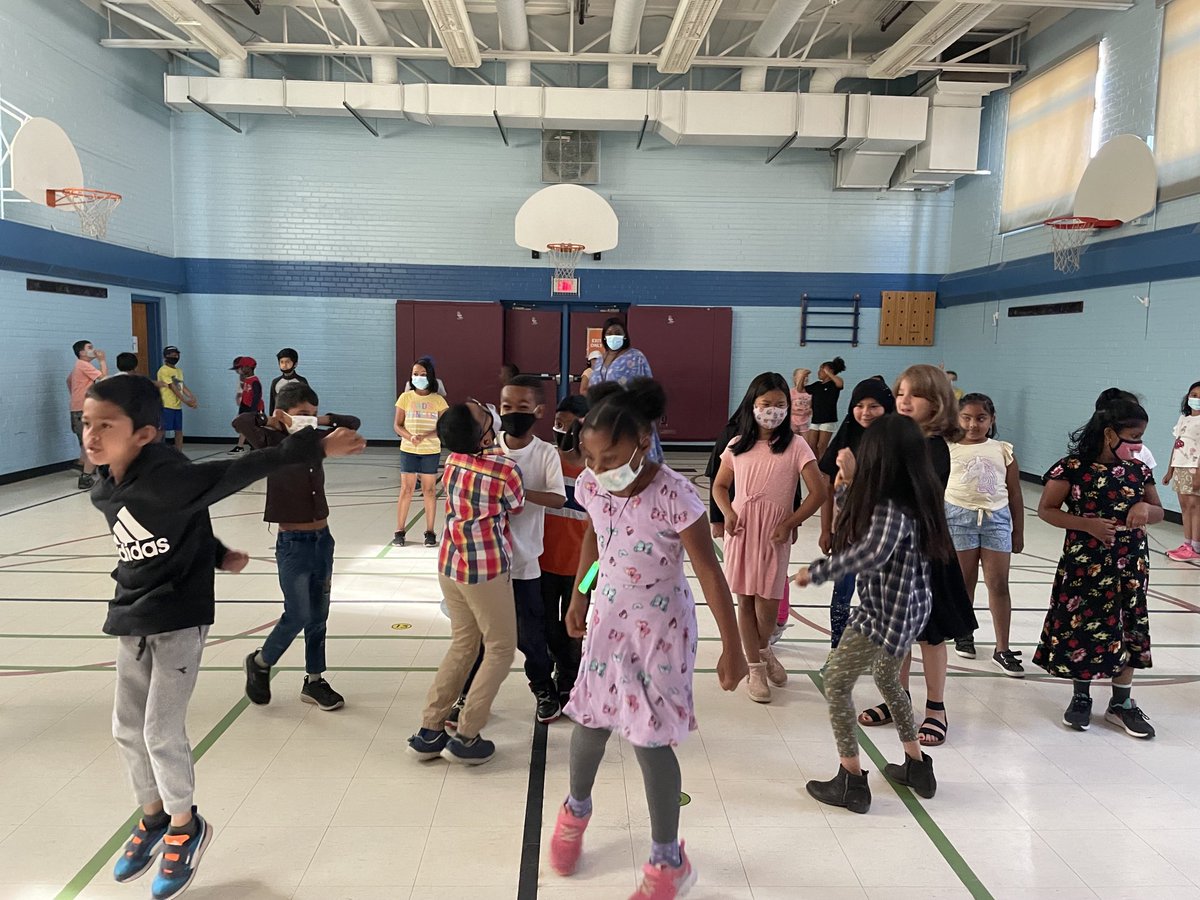 Ruby73682222's tweet image. ⁦@IonviewPS⁩’s annual Dance-A-Thon was a success! Thank you to ⁦@shannyland⁩ for buying all the giveaways and thank you to ⁦@Rickstar_tdsb⁩ for setting up the music! Congratulations to all the dance kings and queens! From Rm. 19 ⁦@LC3_TDSB⁩