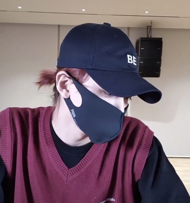 hourly jeonghan (@jeonghanhour) on Twitter photo 