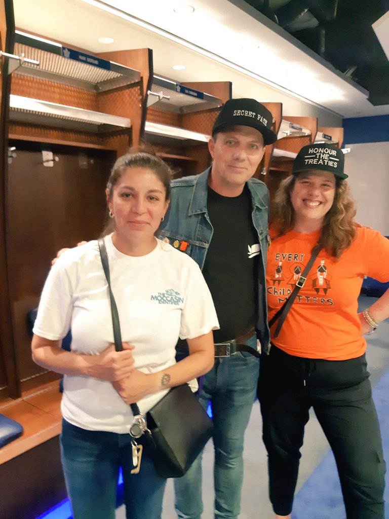 His music was the soundtrack to my life. Today I received the gift of meeting his brothers and #ChanieWenjack's sister at the @ScotiabankArena for the @downiewenjack #IndigenousPeoplesDay event. Let's cover #Canada in #moccasins. #MoccasinIdentifier @gorddownie