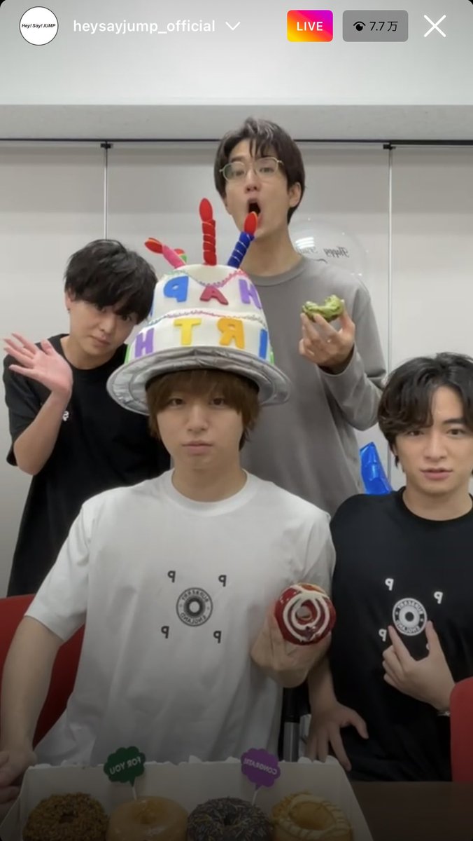 inotama63's tweet photo. 伊野尾さんお誕生日おめでとう〜！😆💙

#伊野尾誕生日選抜 #むににの日 https://t.co/yvfXyYFLKj