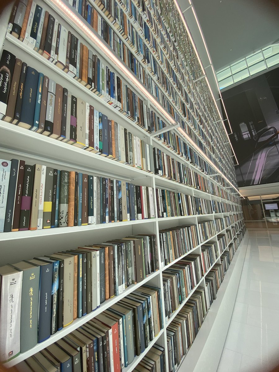 decodeVeronika's tweet image. Spent the whole day at the new MBR Library in Dubai… pure heaven on 🌏 #mbrlibrary #Dubai #UAE